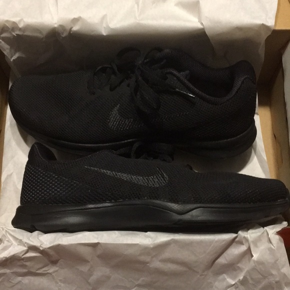 Nike Shoes - Nike Training Shoes